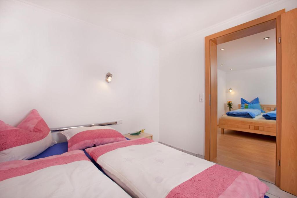 Apartmán Ferienhaus Hochwimmer Hollersbach im Pinzgau Pokoj fotografie